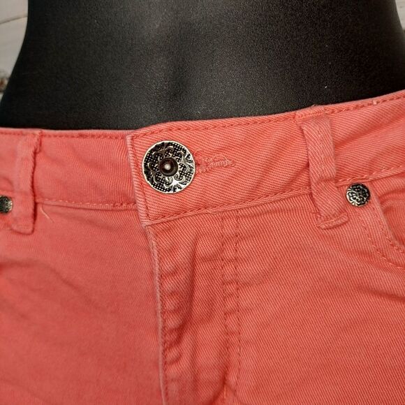 Womans Illegal Jeans Shorts sz 9 - Picture 5 of 13